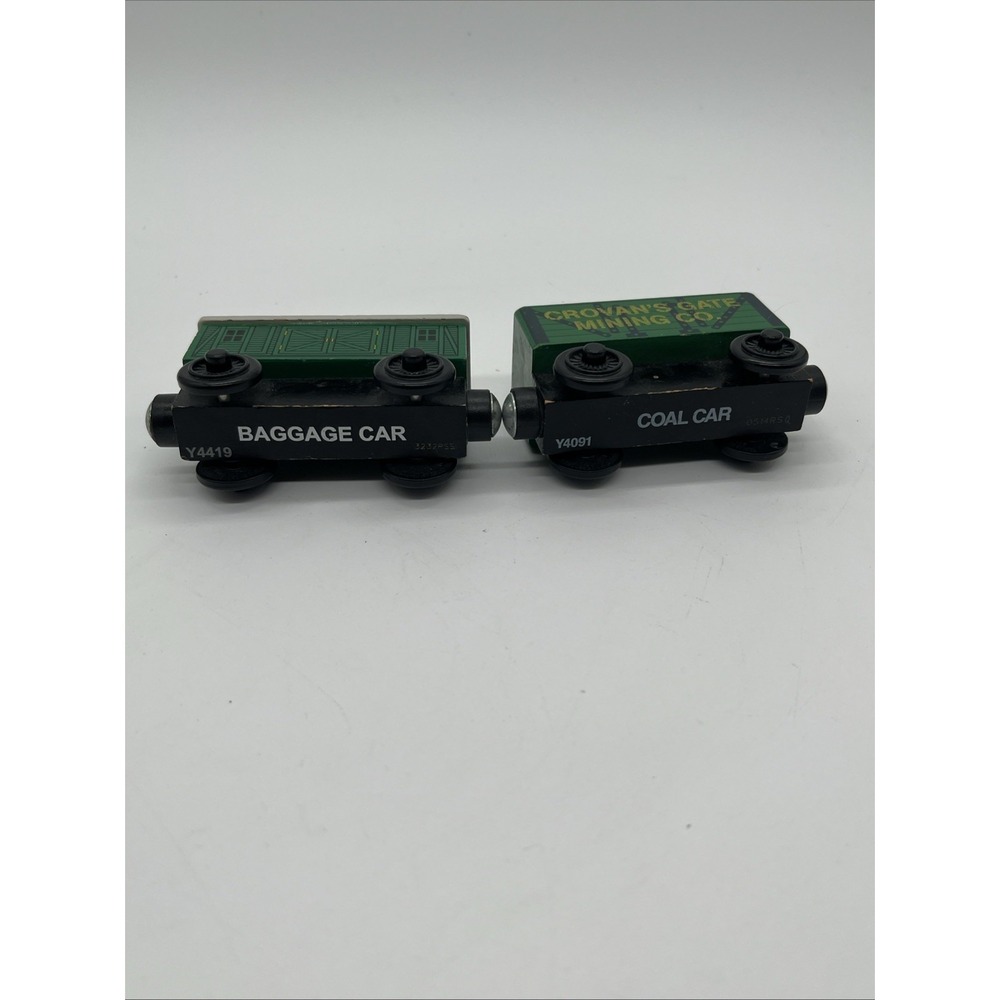Thomas & Friends Wooden Railway - Crovan's Gate Mining Co. Coal Car & BaggageCar - Picture 13 of 16